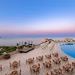 Melas Hotel Side