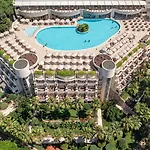 Melas Hotel Side