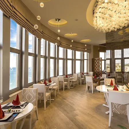 ホテル Melas シダ